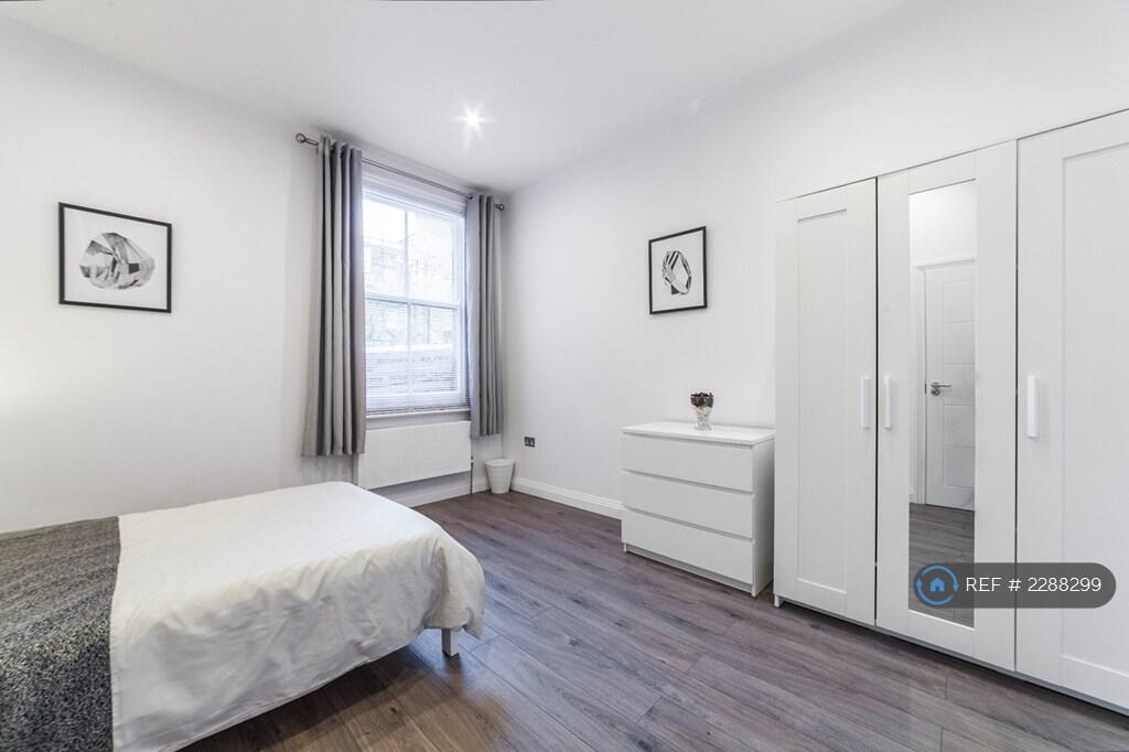 Main image of property: East Sheen, London, SW14