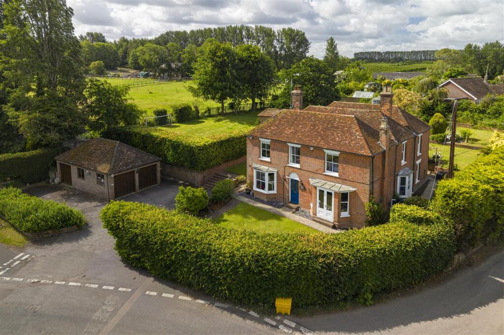 Main image of property: Oak House, South Street, Oversland, Boughton