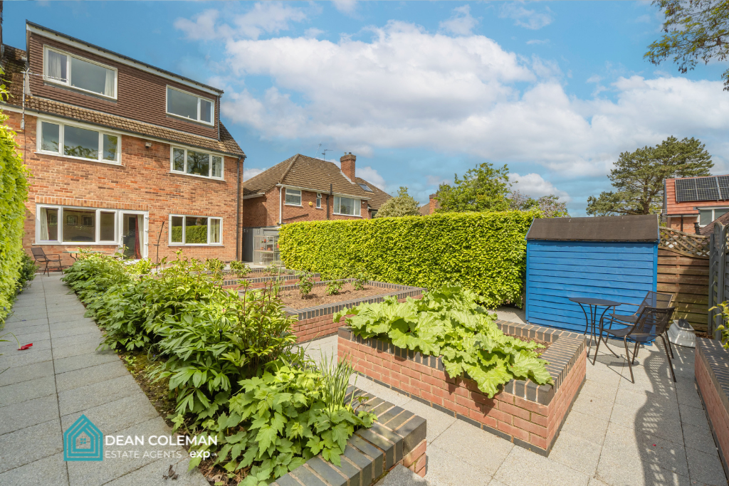 Wychall Park Grove, Kings Norton, B38 8AQ – pohled 2