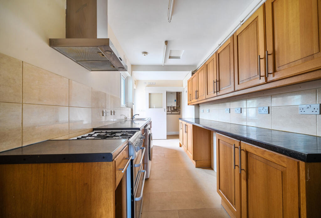 House in London, Kingsbury - View 5
