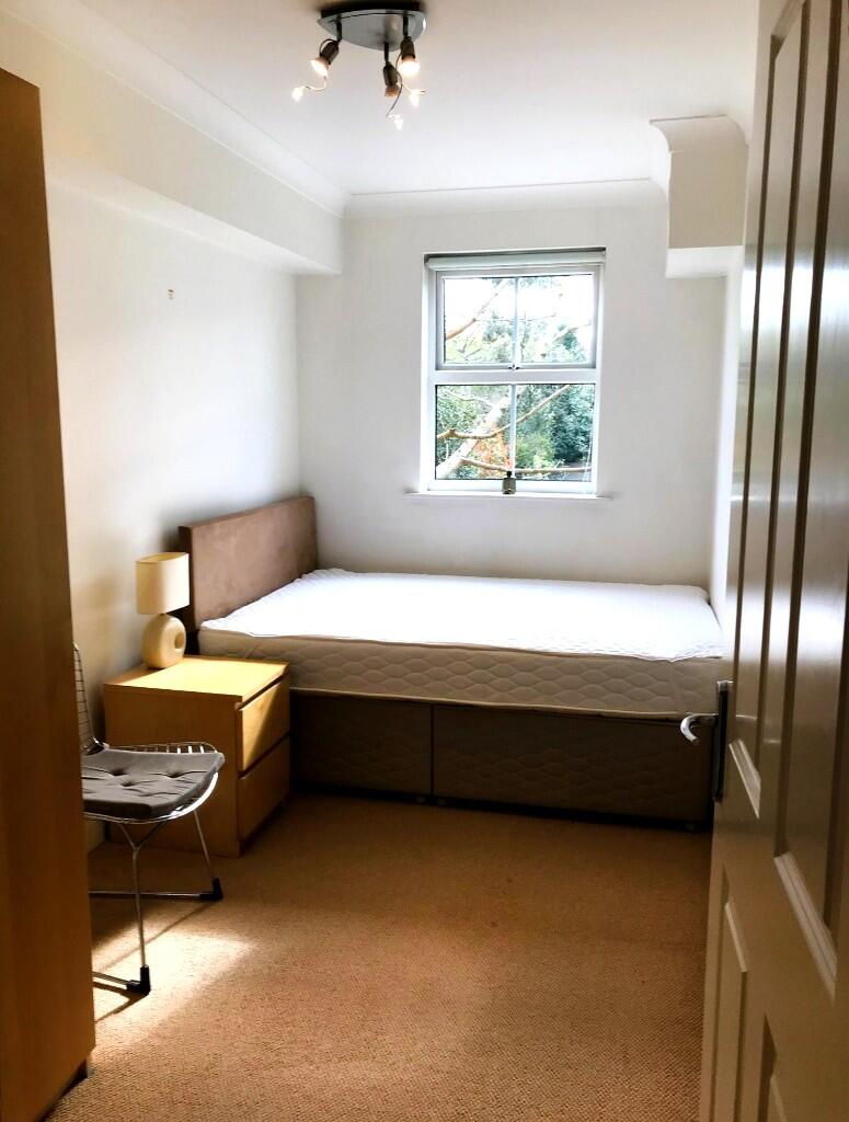Apartment in Stockport - View 5