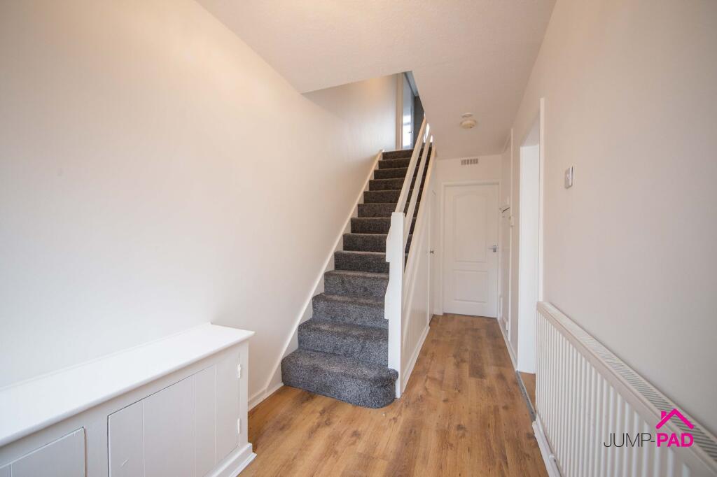Bradlegh Road, Newton-Le-Willows, WA12 photo 2