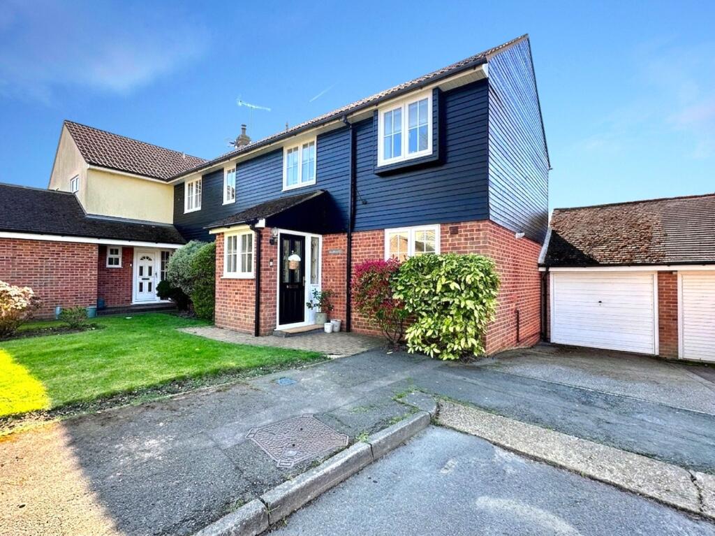 Main image of property: Moore Close, Billericay, CM11
