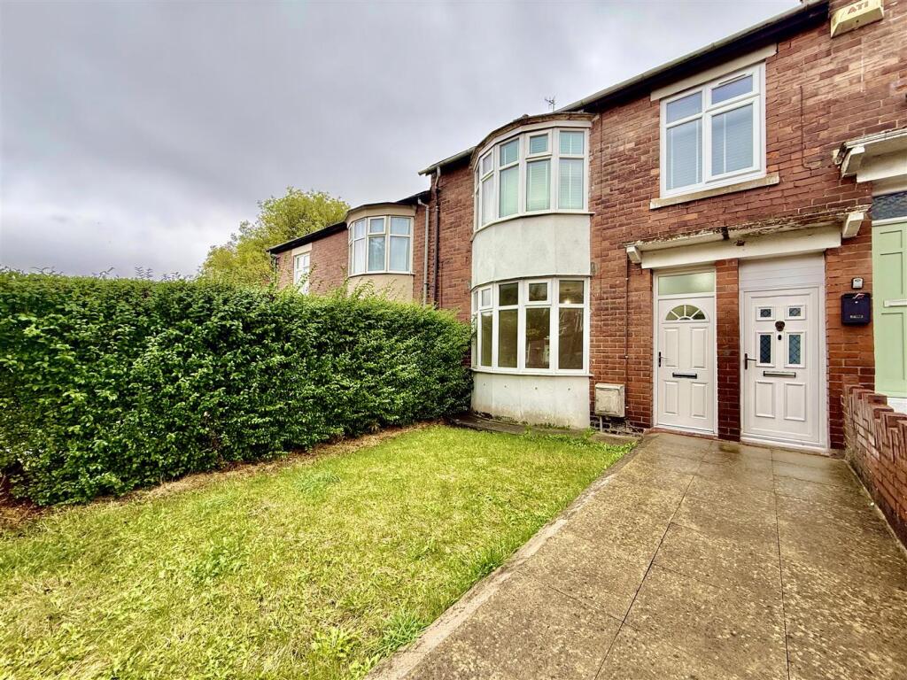 2-bed flat on The Avenue, Felling, Gateshead, £75,000