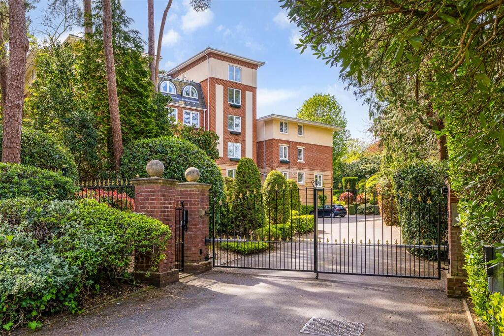 Main image of property: Western Road, Canford Cliffs