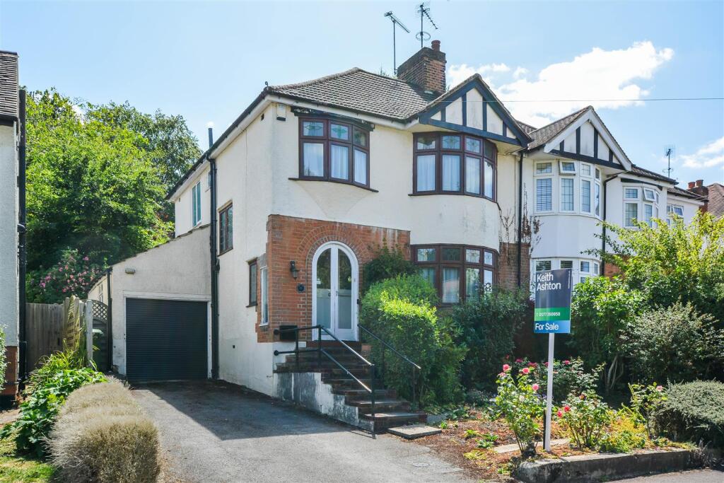 4-bed semi-detached on Mount Crescent, Warley, Brentwood, £750,000