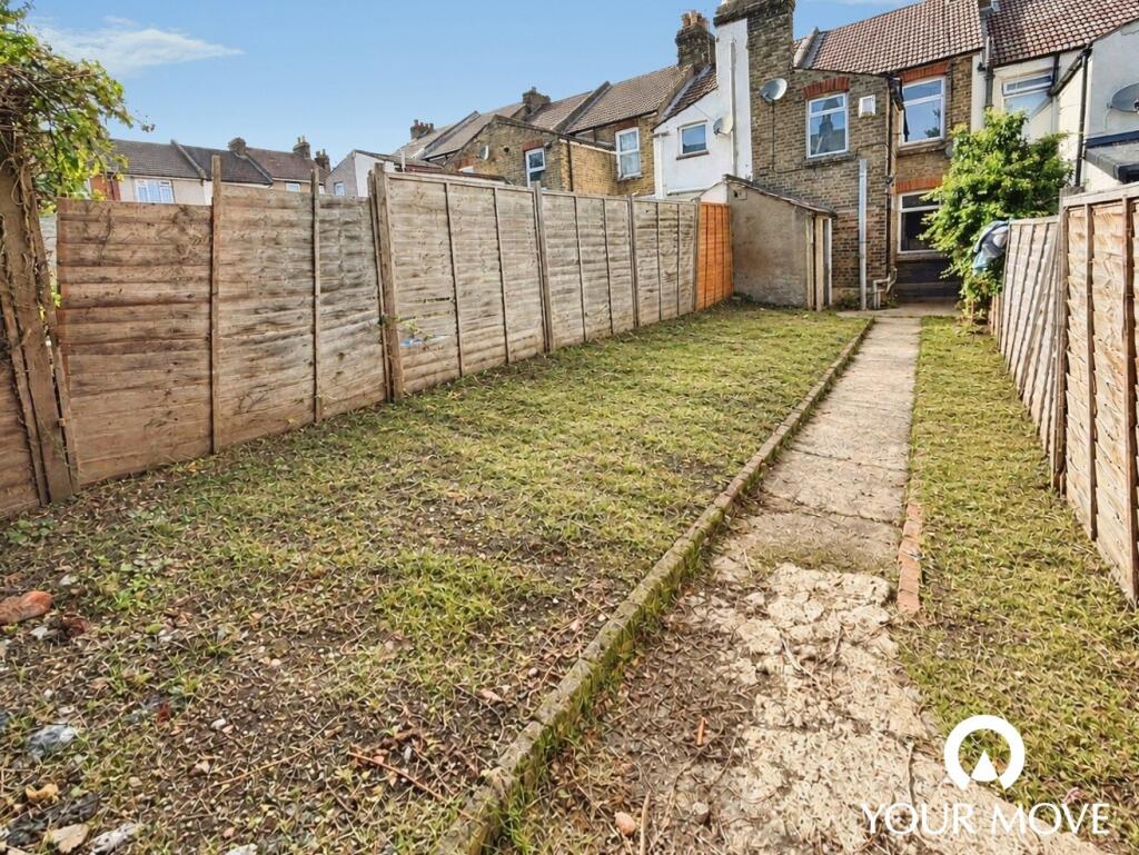 House in Chatham, Medway - View 5