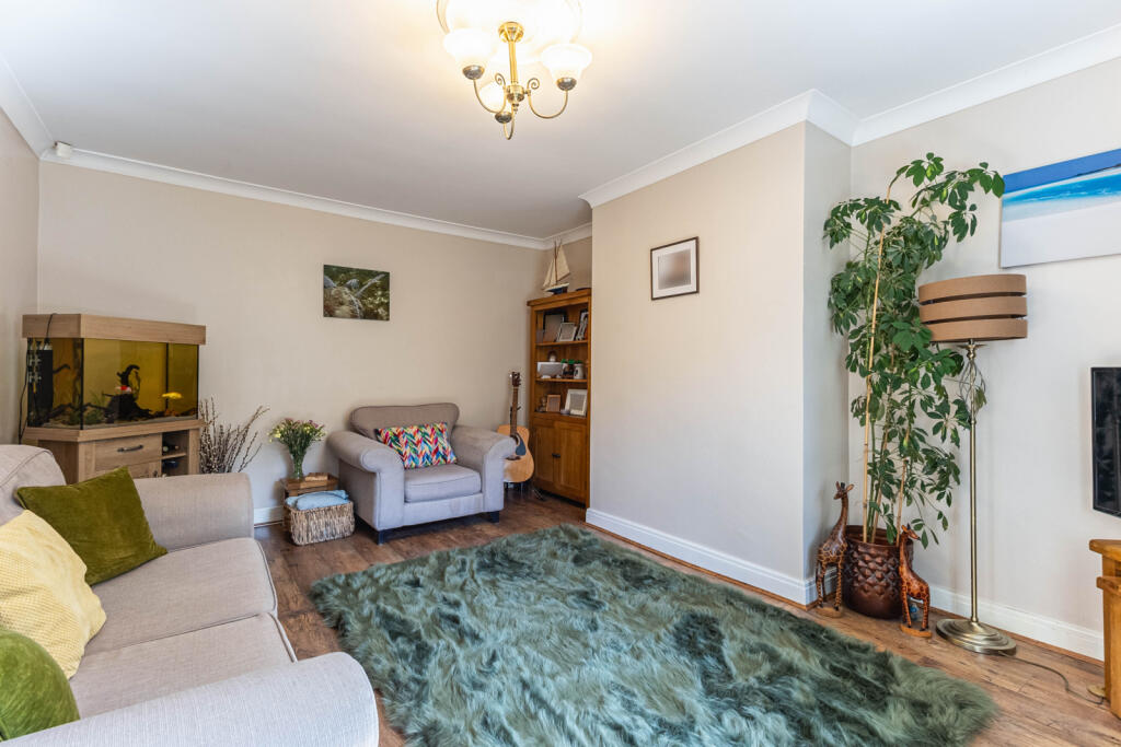 House in Wakefield, Portobello - View 2