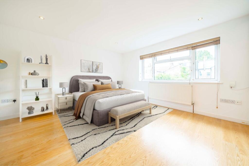 House in London - More