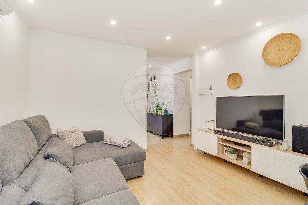Main image of property: Lisbon, Lisbon