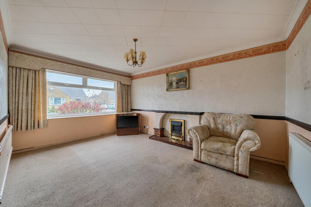 Dart Avenue, Haydon Wick, Swindon, SN25 photo 3