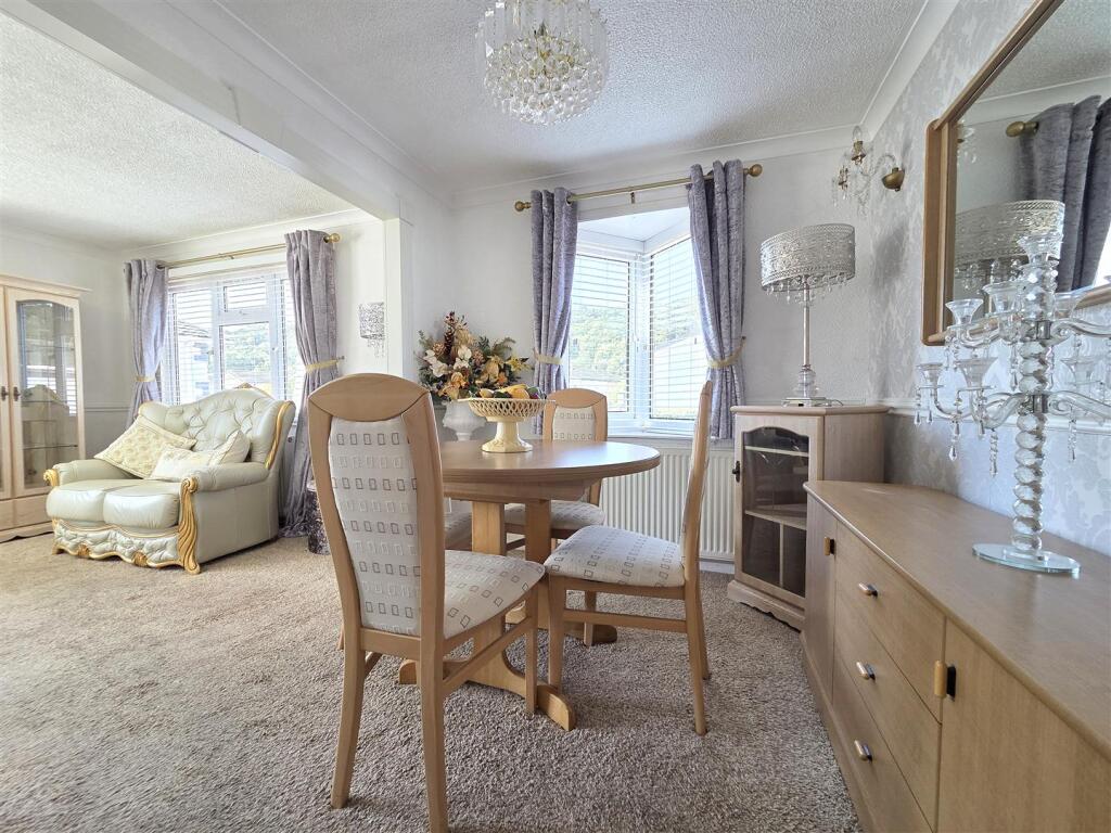 House in Dudley - View 4