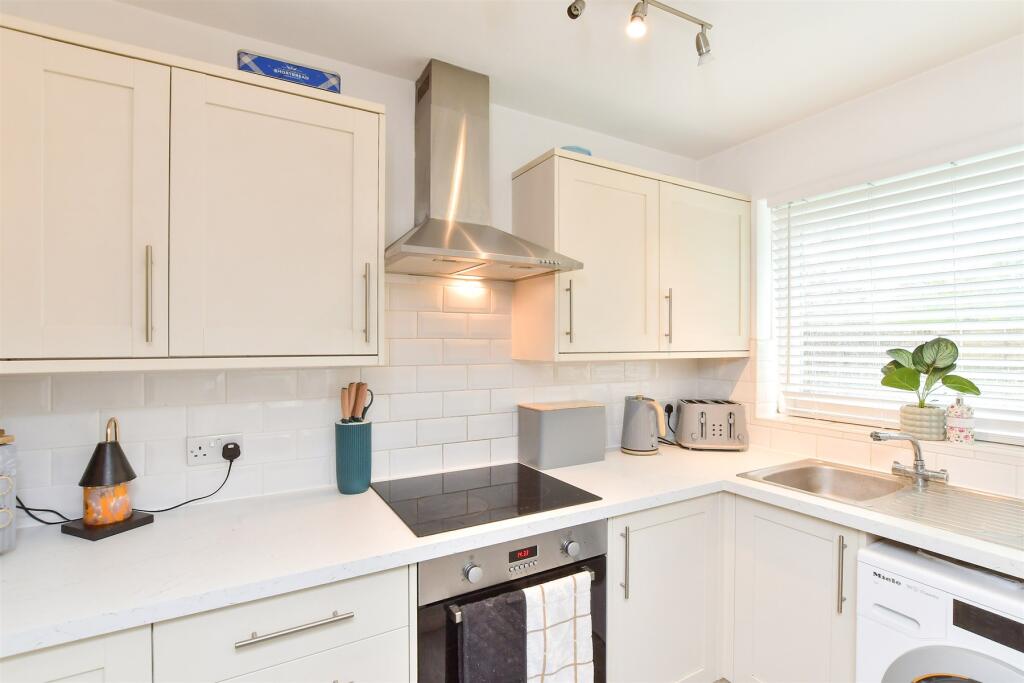 Main image of property: West Avenue, Worthing, West Sussex