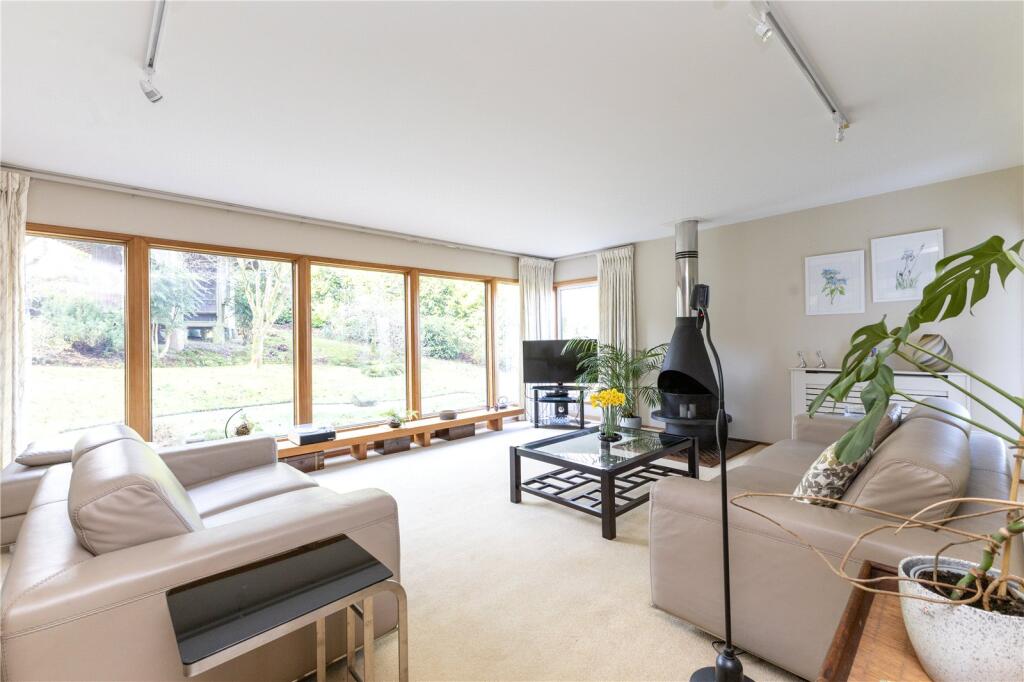 House in Waverley, Haslemere - View 5