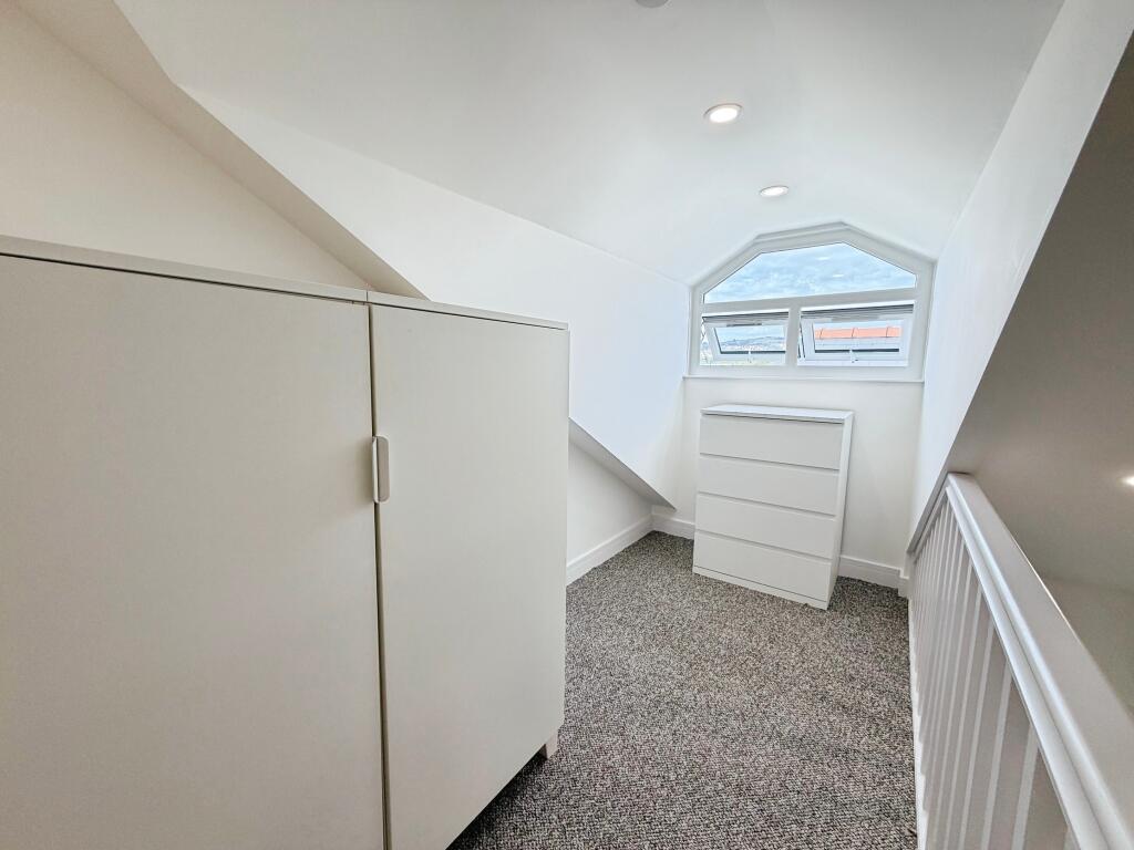 Apartment in Cardiff - View 5