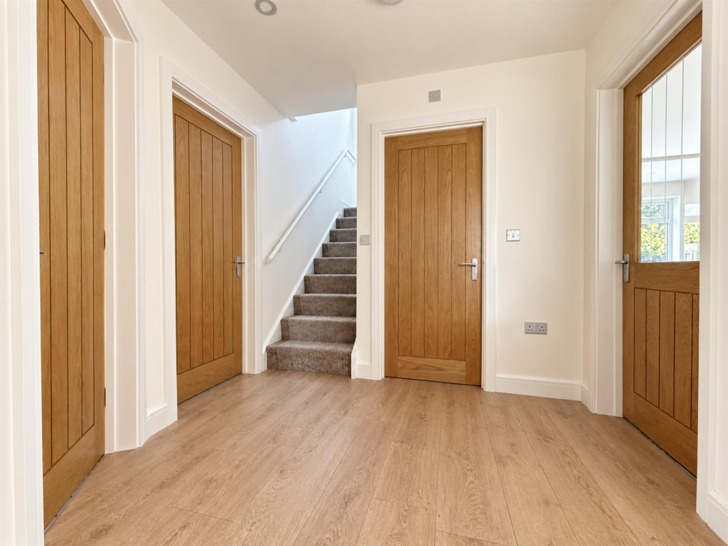 House in Leicester, Braunstone - View 2