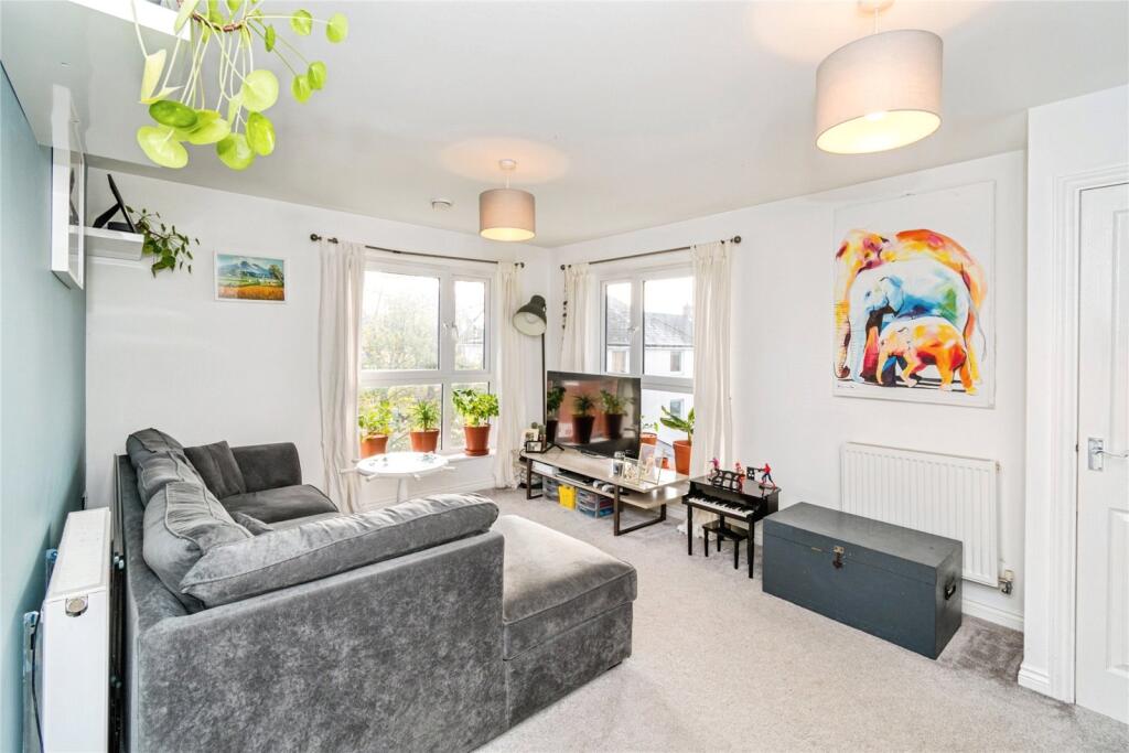 Apartment in Southampton, Maybush - View 4