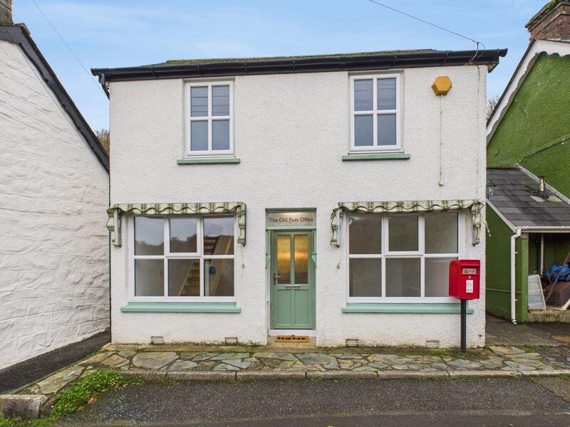 Porthallow, St Keverne, Close proximity to the beach photo 2