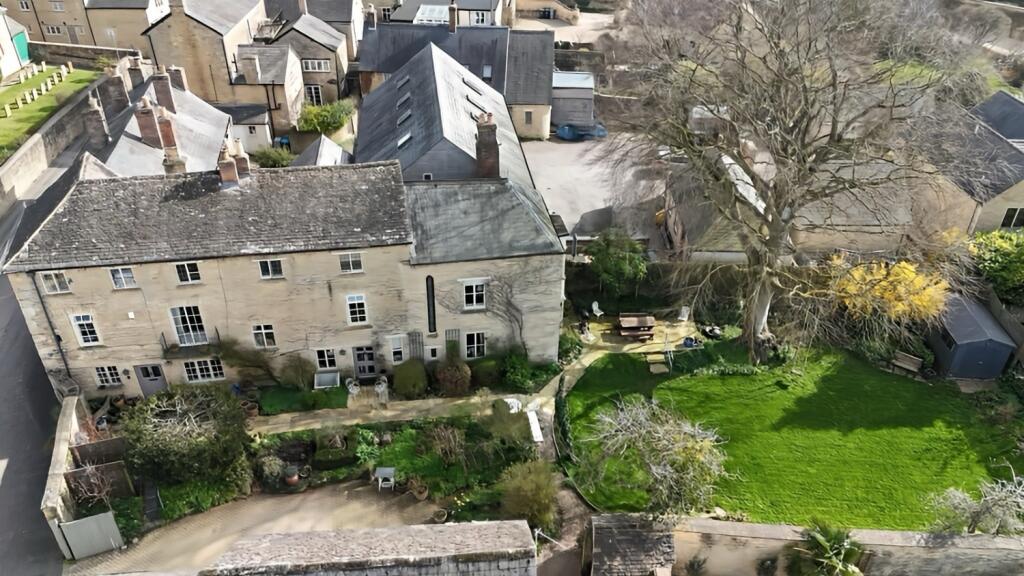 Main image of property: The Lawn Market Street, Charlbury