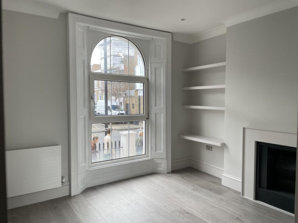 Apartment in London - View 5