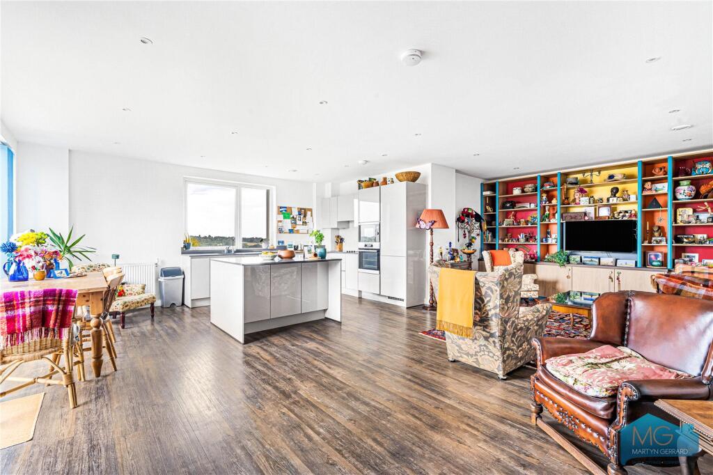 Apartment in London - More