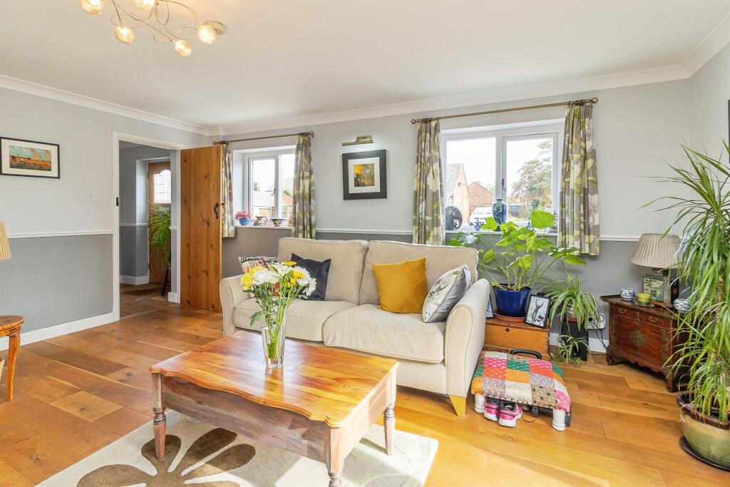 House in Houghton Conquest, Central Bedfordshire - View 5