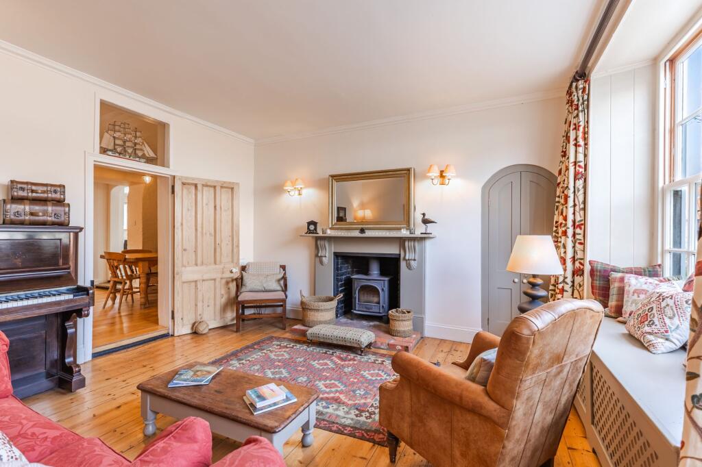 Charming Flint Cottage in Blakeney photo 3