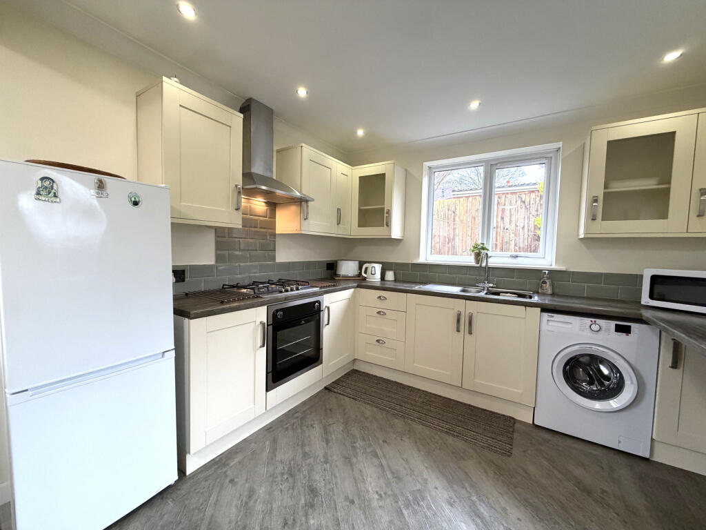 Ashton Close,  Ashton, PR2 photo 3