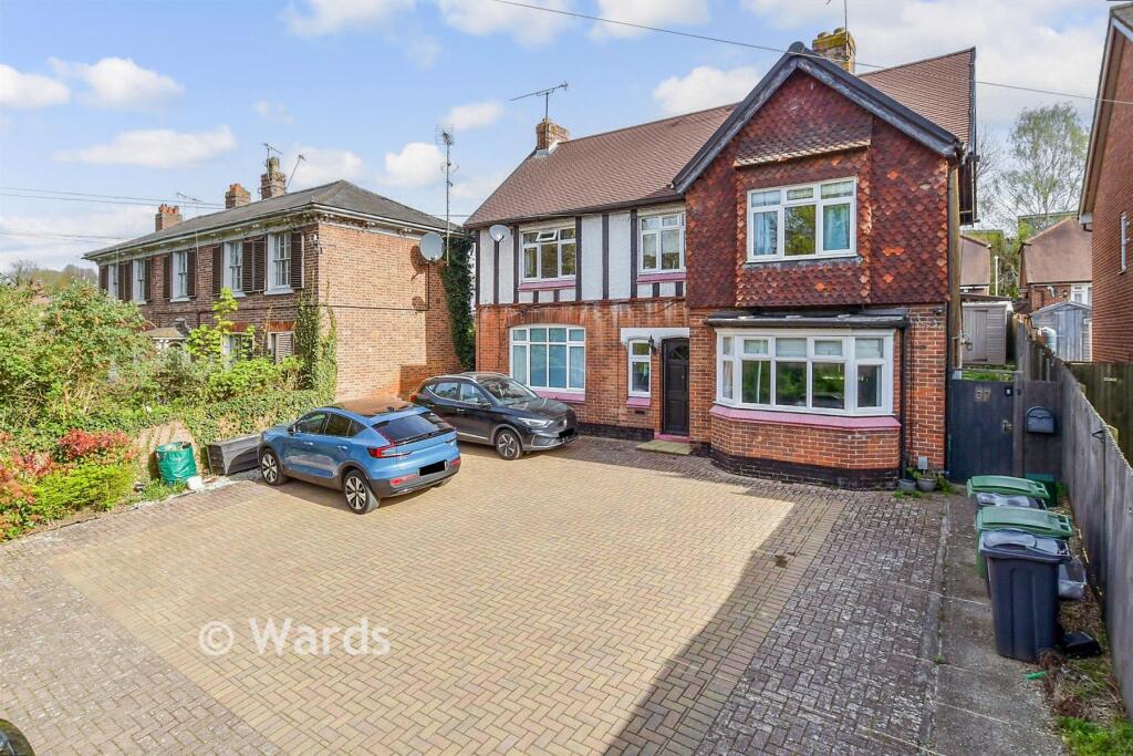 Main image of property: Ashford Road, Maidstone, Kent