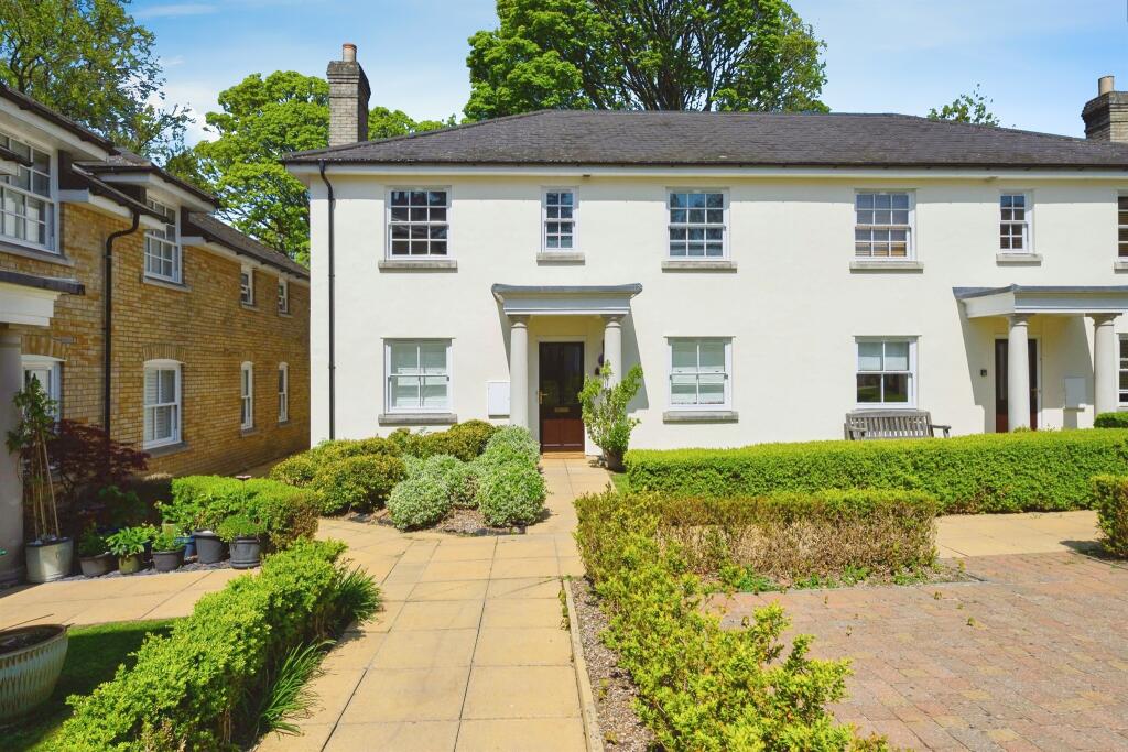 Main image of property: Queensway, Hemel Hempstead