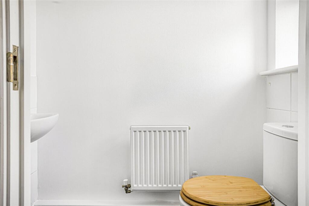 House in Hoo St Werburgh, Medway - View 5