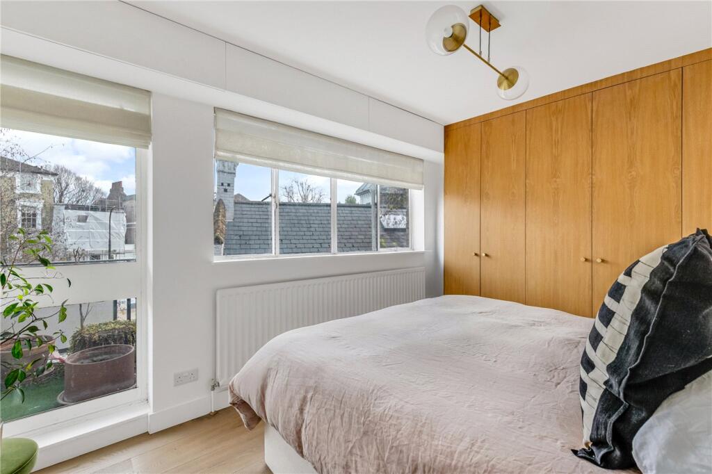 Parkhill Road, London, NW3 photo 3