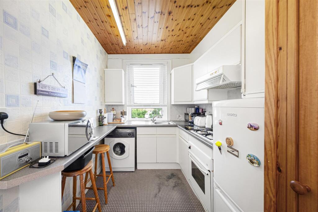 Apartment in St Andrews, Ladyhead, Fife - View 4