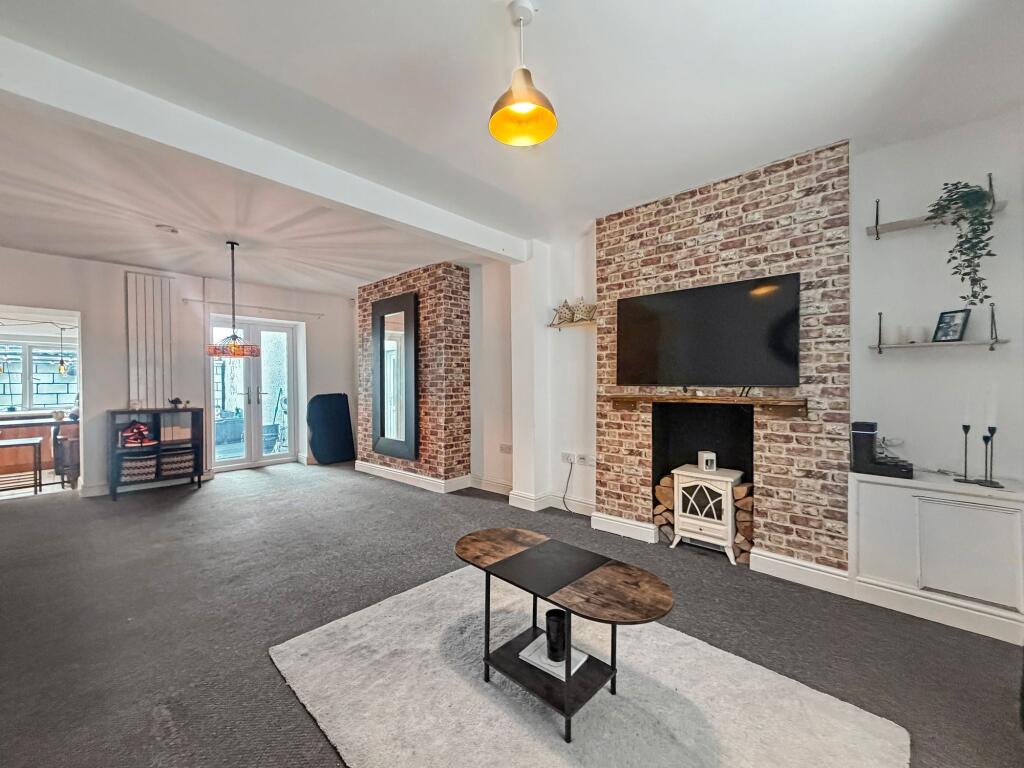 House in Cardiff - View 2