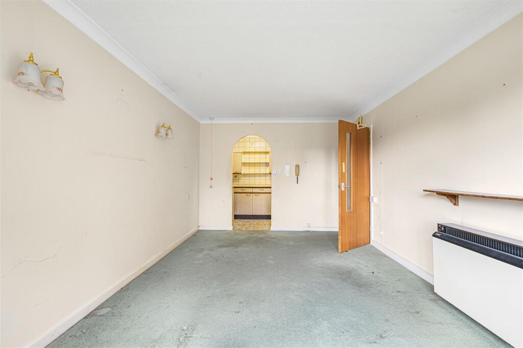 Sutton Road, Seaford photo 3