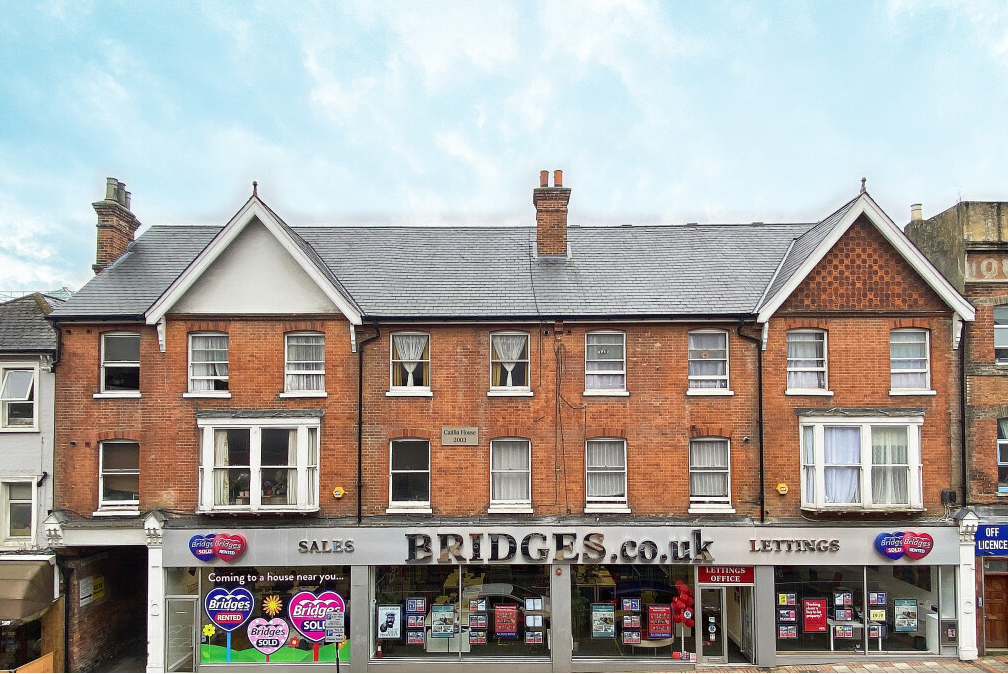 Main image of property: High Street, Aldershot, Hampshire, GU11