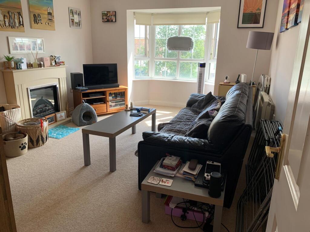 Apartment in Taunton - View 2