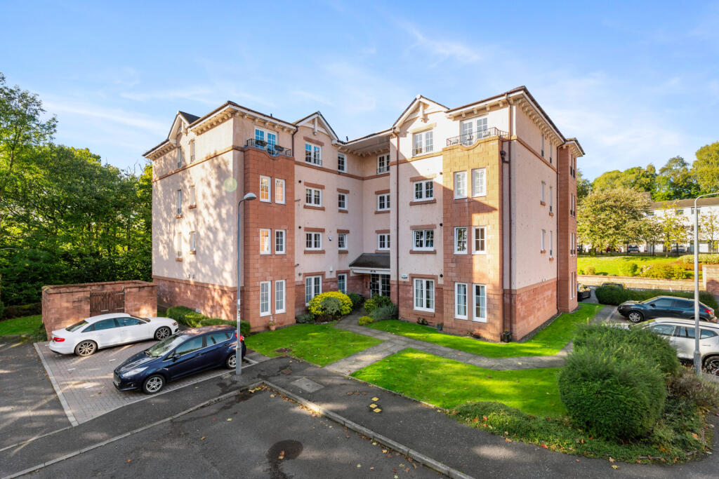 Main image of property: 51 Ellangowan Court, Milngavie, Glasgow, G62 8PP