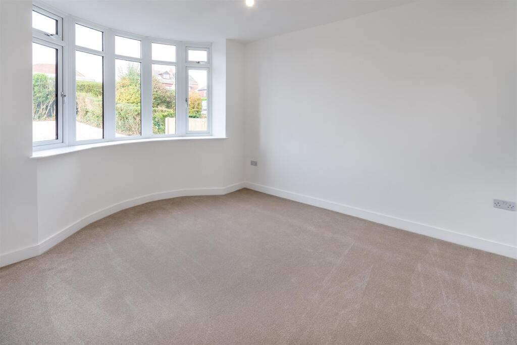 House in Rotherham, Guilthwaite - View 2
