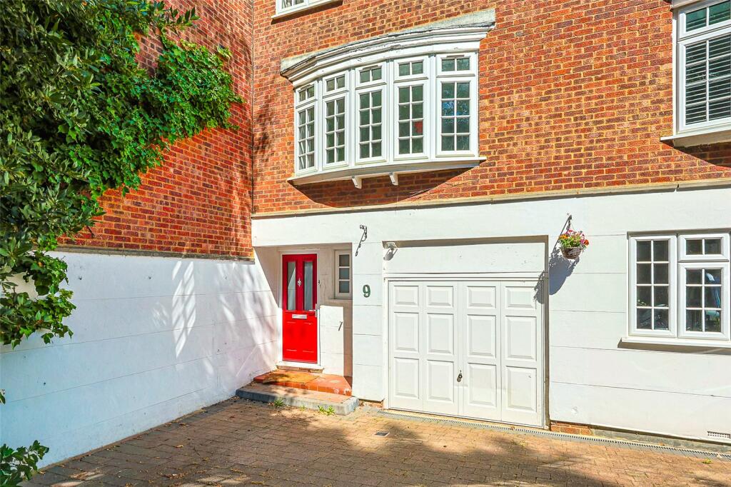 Main image of property: Oldfield Mews, Highgate, N6