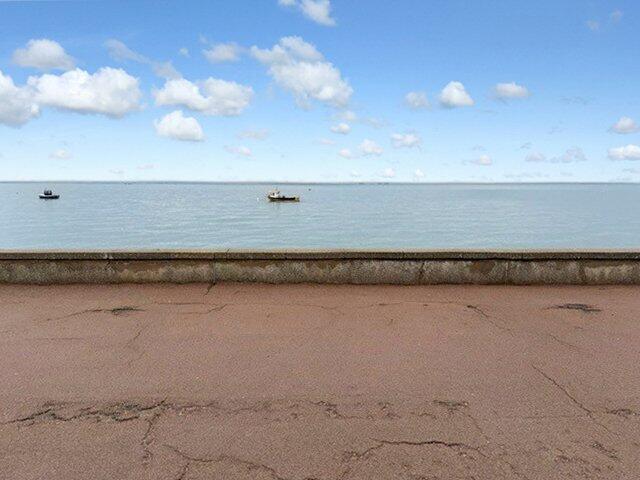 Shoebury Common Road, Shoeburyness, Southend-on-Sea, Essex, SS3 photo 3