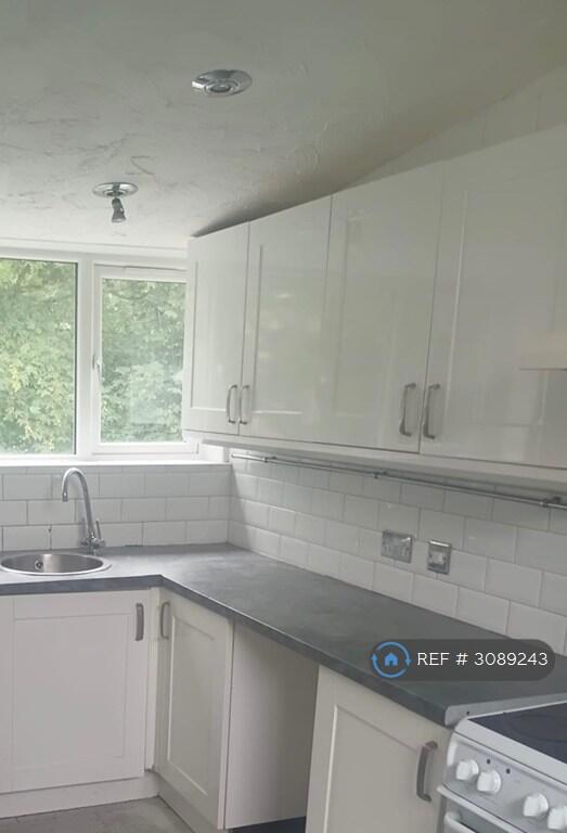 House in Glasgow - View 2