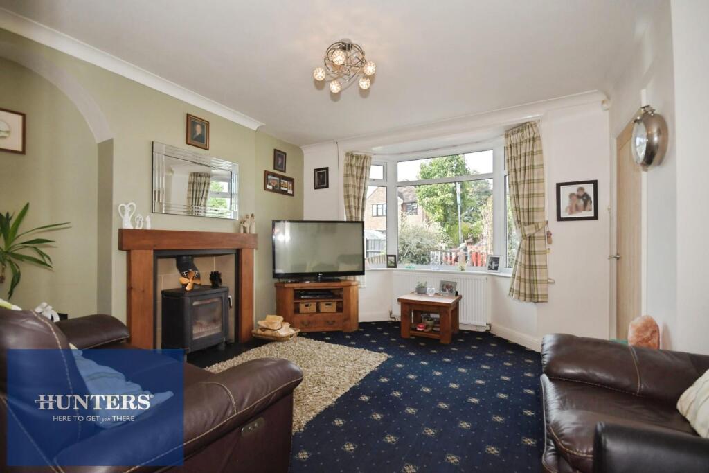 House in Chesterfield, Derbyshire - View 3