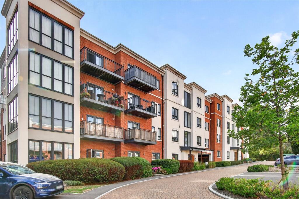 Main image of property: London Road, Binfield, Bracknell, Berkshire, RG42