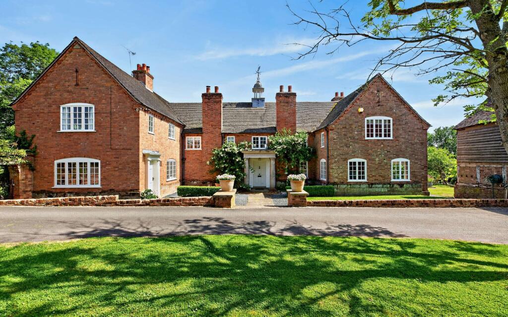Main image of property: Cross Lane Head, Bridgnorth, Shropshire, WV16