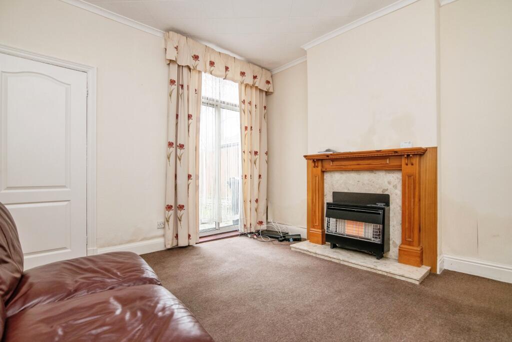 Joynson Street, Wednesbury, WS10 photo 4