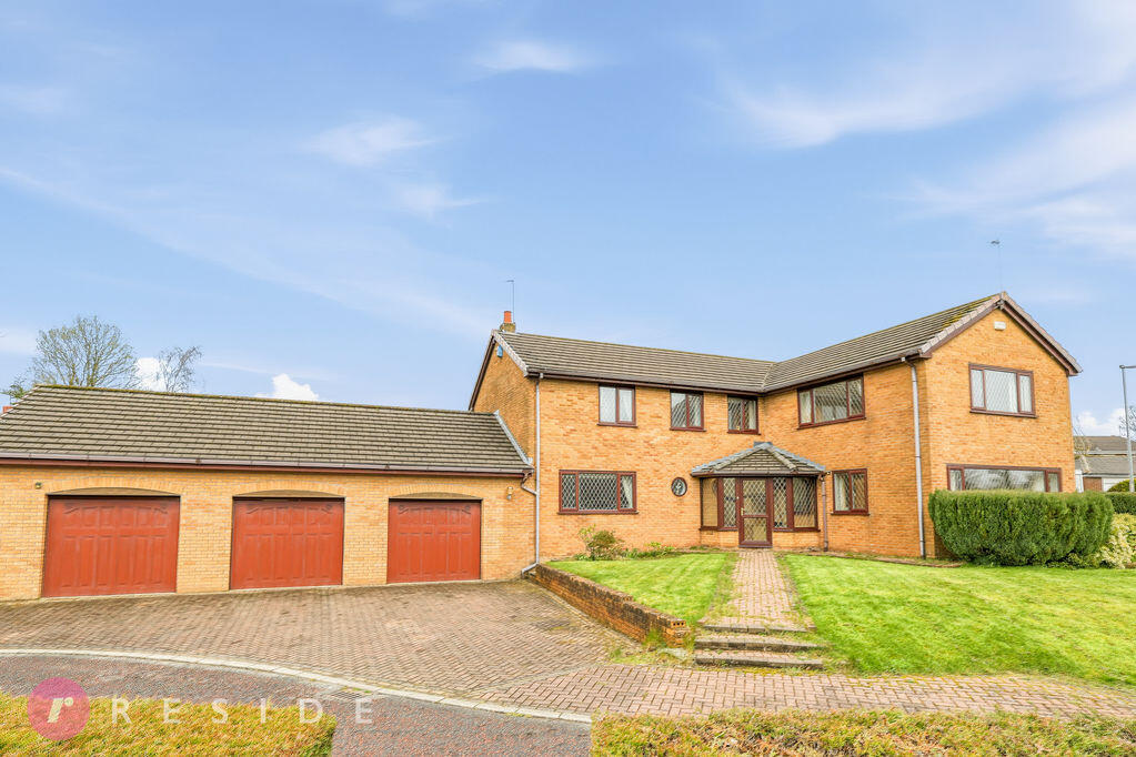 Main image of property: BOWLING GREEN WAY, Bamford, Rochdale OL11 5QQ