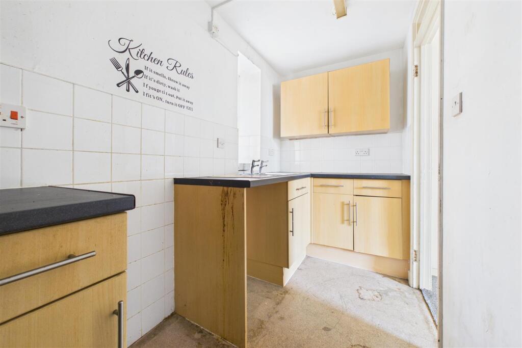 Additional image 9 of Flat | Basic Updating | BA1