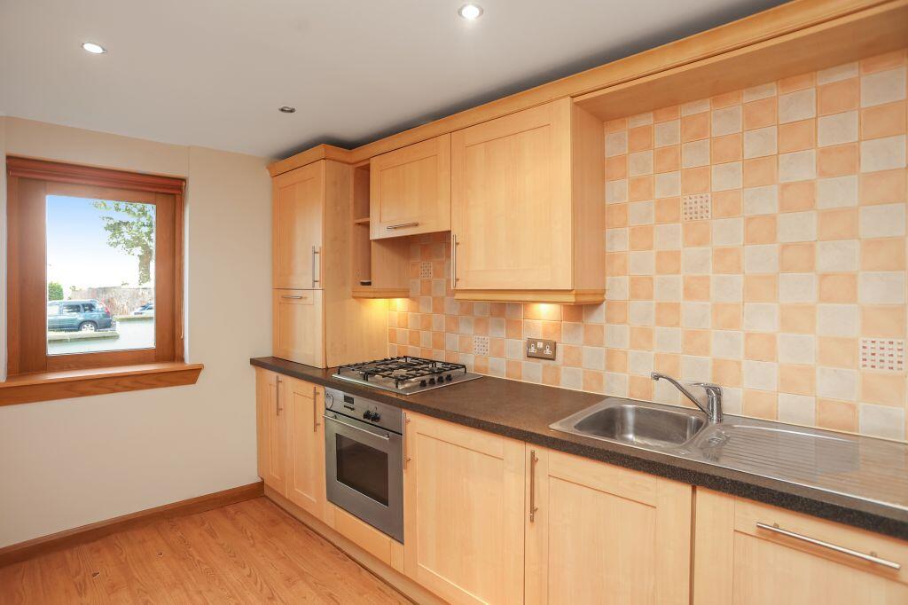 Apartment in Edinburgh - View 4