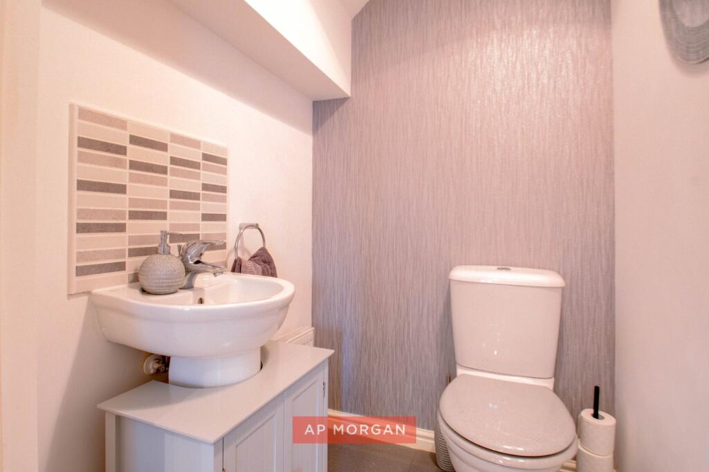 Dixon Close, Enfield, Redditch, Worcestershire, B97 - View 6